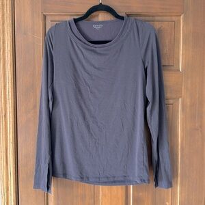 Athleta long sleeve top